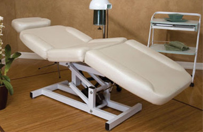 美容院應如何選擇正確的美容床？